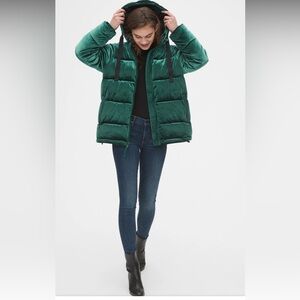 Gap Cold Control Max Velvet Puffer Coat/Jacket in Greenery M